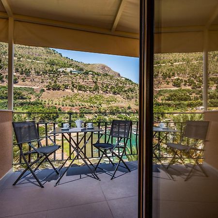 Suite Altamarea "Sea View Studios" Castellammare del Golfo Exterior photo
